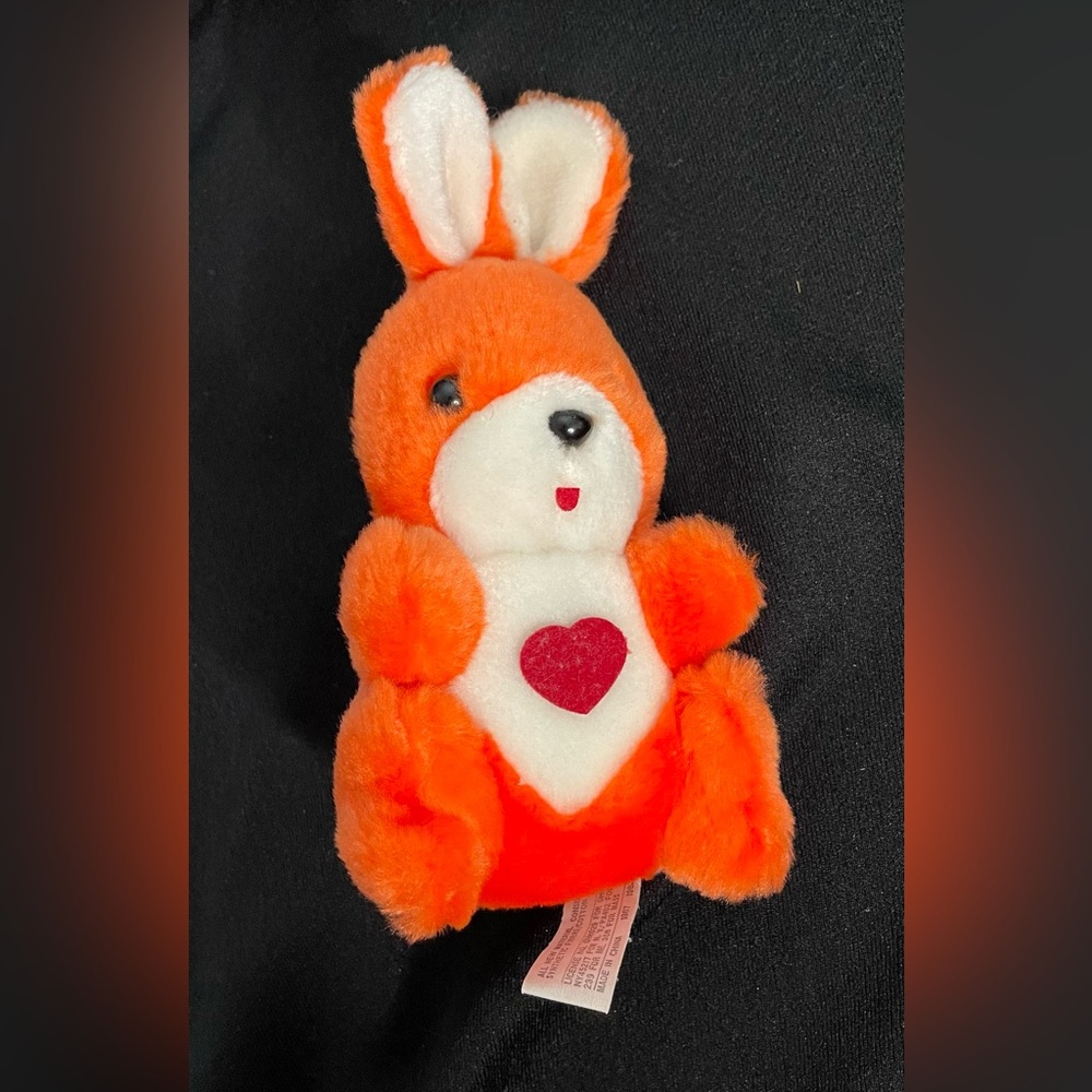 VTG ACE novelty orange & white bunny w/ heart on chest